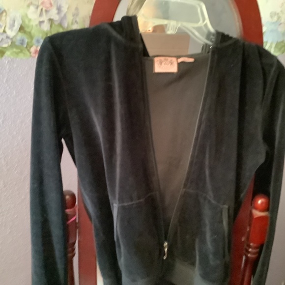 Jacket - Picture 4 of 4